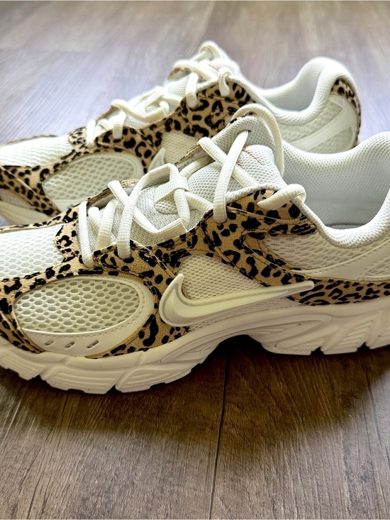 Nike Shoes - Nike V5 RNR Suede Leopard IR5823-133 Women’s Size 9